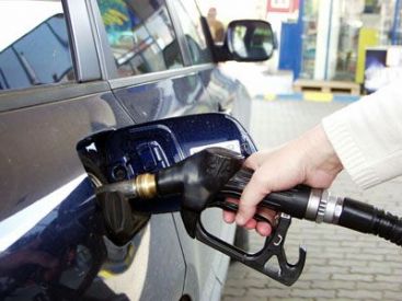 Benzina si tigarile se scumpesc in 2011
