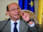 Basescu: Toata tara asta a devenit o tara de mamicute si bebelusi!