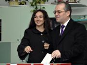 Boc: Sotia mea a stat doi ani in concediu pentru copil!