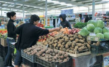 Buget de criza: o treime din romani au ales produse mai ieftine!