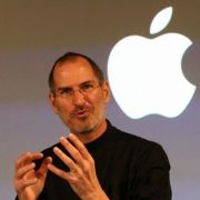 Steve Jobs, desemnat omul anului de catre Financial Times