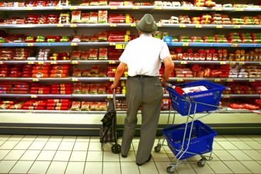 Comerciantii anunta vanzari slabe pentru luna decembrie!