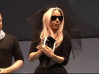
	Vezi ce gadgeturi au lansat Lady Gaga si 50 Cent la Las Vegas! VIDEO
