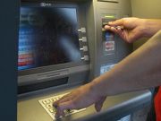 Atentie la bani! Un bancomat a fost spart!
