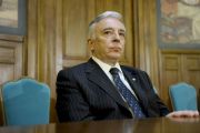 Isarescu: Majorarea TVA putea fi evitata! Politicienii sa promita mai putin, atat cat poate duce economia!