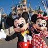 Ai vrea sa lucrezi la Disneyland? Zeci de romani au fost angajati! VIDEO