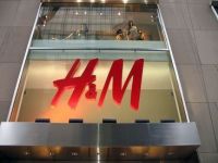 
	H&amp;M deschide 250 de magazine anul acesta! Cate vor fi inaugurate in Romania?
