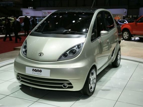 Tata Nano, masina de 3.000 de dolari, ar putea fi vanduta si in Romania