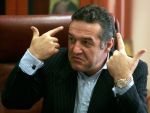 Becali, in razboi cu primaria Capitalei