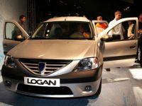 
	Masinile Dacia Logan, tot mai solicitate de clientii cu bani!
