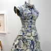 Vezi cum arata o rochie de portelan de 100.000 de dolari! VIDEO