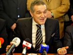 Valentine s Day sau Dragobete? Vezi ce parere are Gigi Becali!