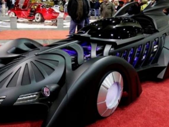 Masina lui Batman va fi scoasa la licitatie pentru suma de 200.000 de dolari