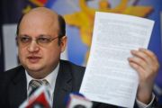 S-a dezlantuit razboiul spagii din vami! Beneficiarul final este PDL, spun sindicatele! Blaga jura ca partidul e curat !