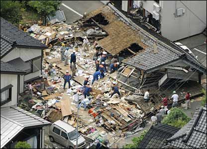 Dezastrul din Japonia ii costa pe asiguratori 25 de miliarde de dolari