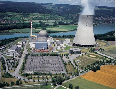 Cat costa inchiderea centralelor nucleare