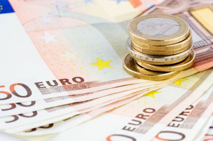 UE are nevoie de bani dupa ce a imprumutat Romania si Irlanda. Emite obligatiuni de 4,6 mld. euro
