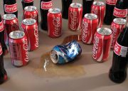 Pepsi a pierdut batalia cu Coca-Cola, pe piata bauturilor racoritoare