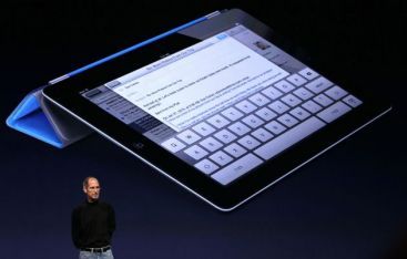 Vrei sa-ti cumperi un iPad 2? Ai noroc: tableta a ajuns si in Romania