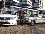 Ce AROGANTA: Intrebarea de 7.000 de euro! Care masina e mai tare? Nemtii compara Dacia cu un Mercedes din 1970!