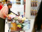 Cum ajunge sa se scumpeasca de trei ori mancarea, de la granita pana pe raftul magazinelor