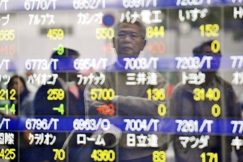 Economia Japoniei s-ar putea prabusi cu pana la 10%, din cauza cutremurului
