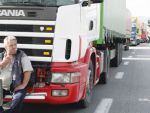 Conflictul din Libia poate baga in faliment jumatate din transportatori