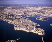 Malta se alatura tarilor care mentin restrictiile pentru muncitorii romani pana in 2014