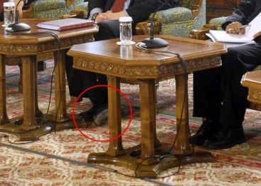Ce a raspuns Jeffrey Franks, seful misiunii FMI, intrebat daca poarta PANTOFI RUPTI IN TALPA? VIDEO