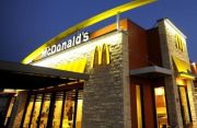 McDONALD s se rebranduieste cu 1 miliard $. Vezi cum va arata cel mai cunoscut lant de fast-food din lume FOTO