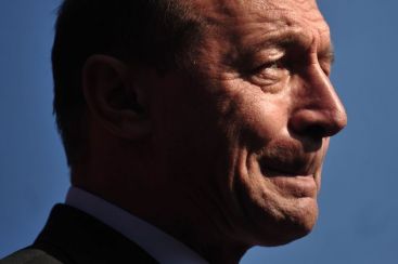 Basescu, din nou in lacrimi la alegerile din PDL! Am iesit tarziu din recesiune, dar cu cele mai mici costuri VIDEO