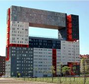 Ai locui intr-un elefant sau intr-o minge ? VEZI TOPUL CELOR MAI SPECTACULOASE CLADIRI!