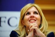 Udrea: Cand am intrat in politica, am venit cu Mercedes, cu genti, cu pantofi cu toc. Financiar, imi era mai bine inainte