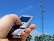 Cat platesti pentru pericol. Cele mai vandute telefoane mobile si nivelul de radiatii pe care il emit