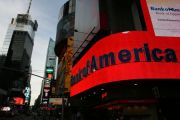 Cand cel executat devine executor. Bank of America, pusa pe butuci de proprietarii unei case