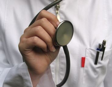 Doctorii incep taxarea la minut. Cat vom plati pentru o consultatie de 15 minute VIDEO
