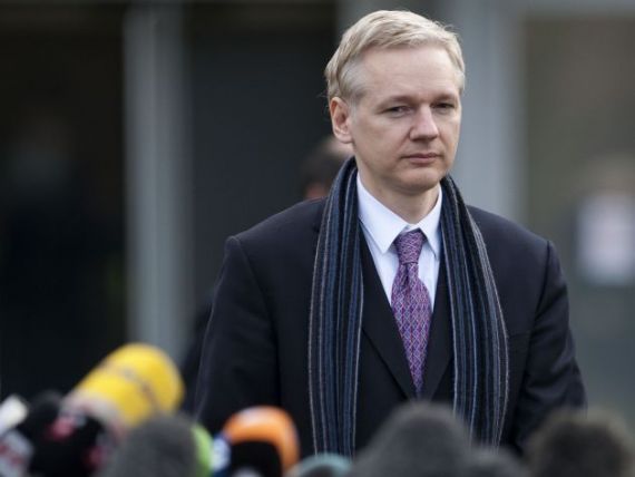 Vrei sa iei pranzul cu Julian Assange, fondatorul WikiLeaks? Ce trebuie sa faci