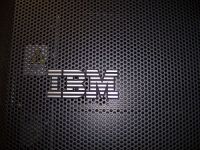 
	IBM implineste 100 de ani. Evolutia de la cartela perforata la calculator si cum a depasit Microsoft dupa 15 ani. FOTO
