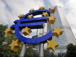 Seful BCE incearca sa recastige increderea europenilor in moneda unica: Euro este stabila si credibila