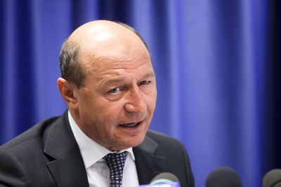 Basescu: Nu consider reorganizarea un subiect abandonat, gasim in septembrie o solutie