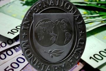 Romania a inceput negocierile pentru al 3-lea acord consecutiv cu FMI. Pe ce vor pune presiune expertii Fondului