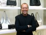 Cum se dezvolta brandurile pe Wall Street. Ce casa de moda ar putea incheia cea mai profitabila tranzactie a ultimilor ani. FOTO