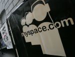 MySpace, vanduta la pret de nimic. Justin Timberlake e unul dintre noii proprietari