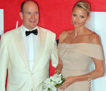Printul Albert de Monaco a spus, oficial, adio burlaciei. Casatoria princiara, prilej de a stimula o economie de 2 mld.euro. FOTO + VIDEO