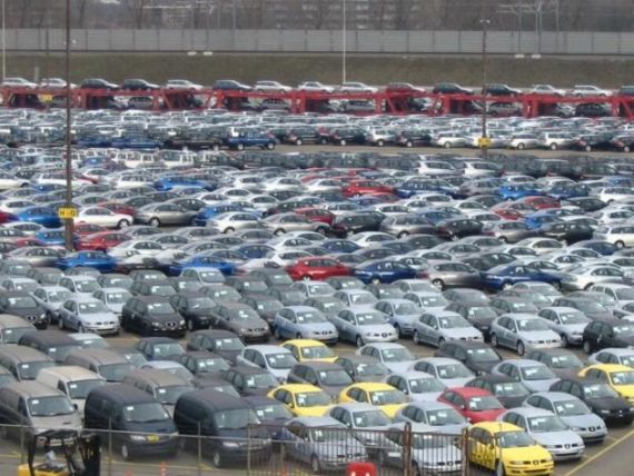 Firmele de leasing si-au umplut parcurile cu masini returnate. Le vand si cu 30% reducere