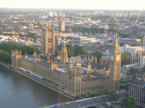 Londra castiga 17 miliarde de euro din turism in fiecare an. Topul oraselor cu cele mai mari venituri