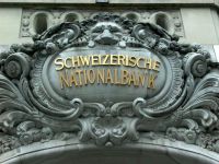 
	Bancile elvetiene blocheaza partial accesul clientilor straini la conturi
