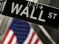 
	Noi concedieri pe Wall-Street: bancherii, cu &quot;securea&quot; deasupra capului. SUA se clatina
