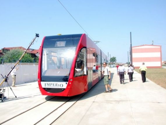 Cum arata tramvaiul de 1,7 mil. euro, pe care Siemens il face la Arad. GALERIE FOTO