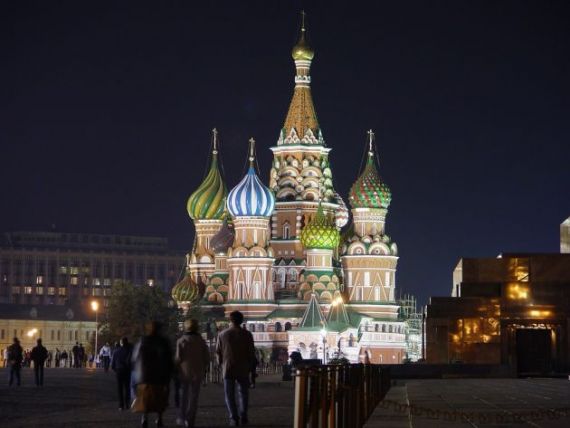 Rusii nu mai incap in Moscova. Medvedev vrea sa dubleze dimensiunile capitalei VIDEO